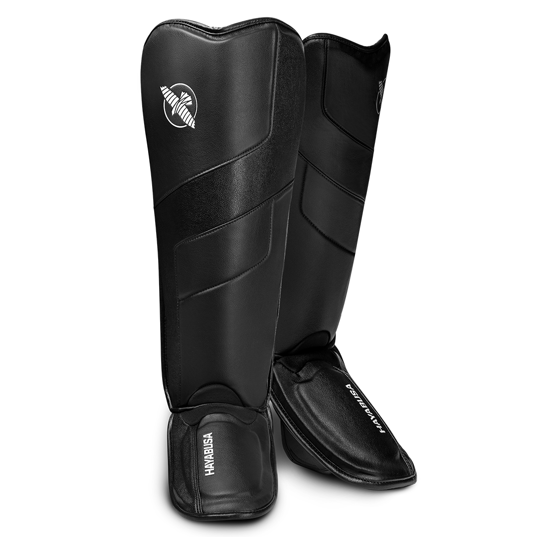 fullback_shin_black_group-2